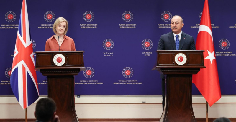 Bakan Çavuşoğlu, İngiltere Dışişleri Bakanı Liz Truss’a “Ankara Anlaşması sorunlarının çözülmesi gerekiyor” dedi