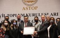 “Bu Ödülü Kınalı Kuzular Adına Alıyorum”