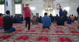 Halep’te bayram namazı