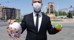 Taksim’de İlginç Uyarı