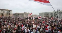 Belarus’ta Lukaşenko karşıtları yine miting yaptı