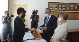 Bağımsız Cumhurbaşkanı adayı Cumhurbaşkanı Mustafa Akıncı,adaylık başvurusunu yaptı