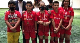 Kayserispor’un geleceği minikler