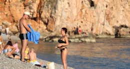 Antalya’da kasımda deniz keyfi