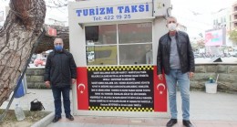 Taksicilerden anlamlı yazı