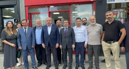 TBMM Eski Başkanı Prof. Dr. Mustafa Şentop, Londra’da bulunan Kahramanmaraş Karahasanlılar Derneğini ziyaret etti.