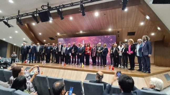 7. TÜRK DÜNYASI BELGESEL FİLM FESTİVALİNDE ÖDÜLLER SAHİPLERİNİ BULDU
