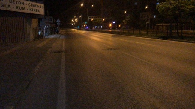 Bursa evine kapandı