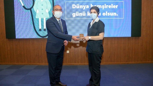 Hemşirelere anlamlı hediye