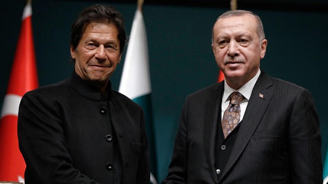 Cumhurbaşkanı Erdoğan, Pakistan Başbakanı ile telefonda görüştü