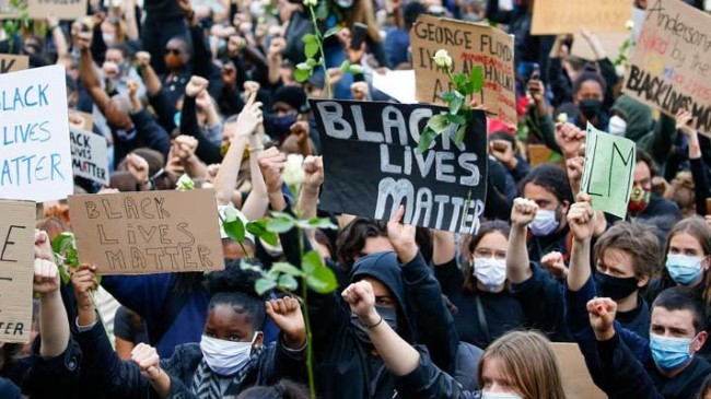 Belçika’da Floyd protestoları sonrası yağma yapıldı