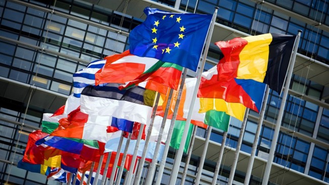 AB’nin iç sınırları yeniden açıldı