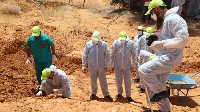 Libya’da bir toplu mezar daha bulundu