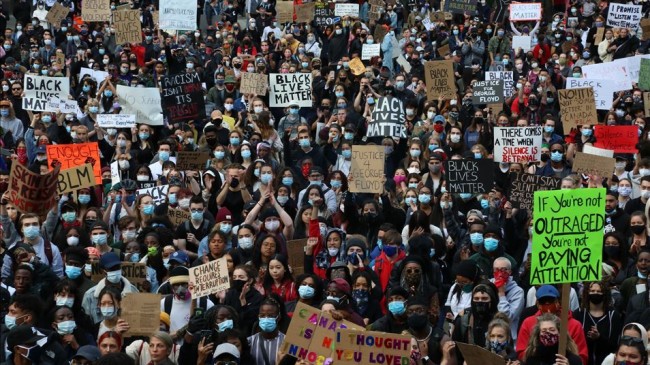Kanada’da binlerce kişiden ırkçılık karşıtı protesto