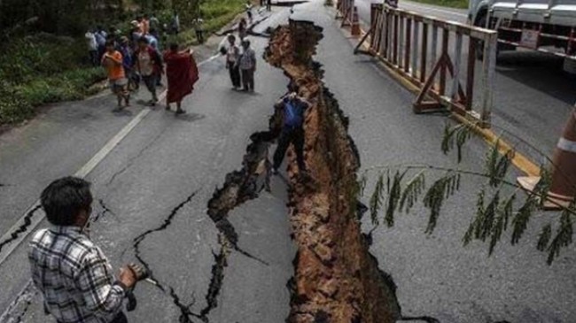 Nepal’de toprak kaymalarında ölü sayısı 22’ye yükseldi