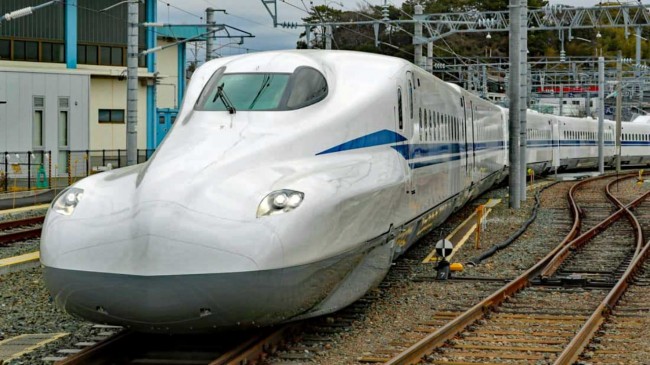 Japonların yeni nesil hızlı treni raylarda