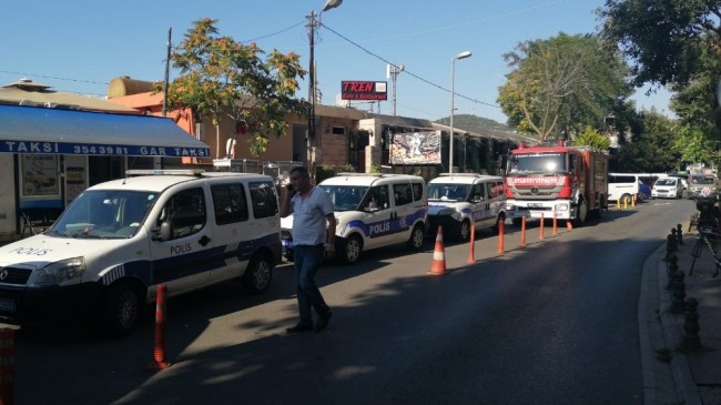 Marmaray’da bir kişi raylara atladı
