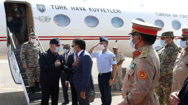 Bakan Akar ve Genelkurmay Başkanı Orgeneral Güler Libya’da