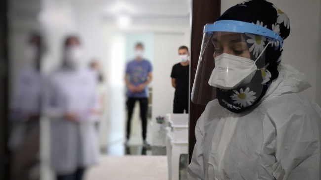 Ayaklı virüsler kol geziyor