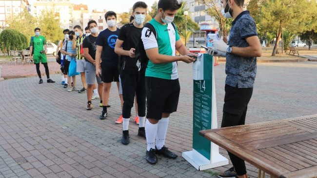 Halı sahalarda HES’li spor dönemi