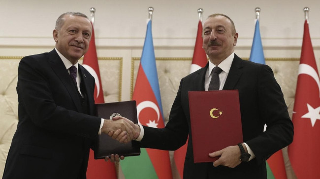 Azerbaycan Cumhurbaşkanı Aliyev’den Bakü’nün kurtuluşunun 102. yıldönümünü dolayısıyla Erdoğan’a mektup