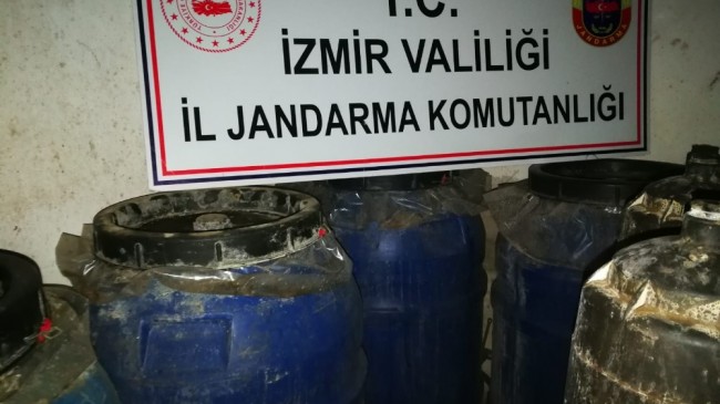İzmir’de depoya kaçak alkol operasyonu