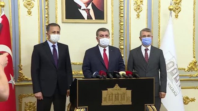 Bakan Koca: “Gelinen nokta daha kuralcı ve disiplinli olmamızı zorunlu kılmaktadır”