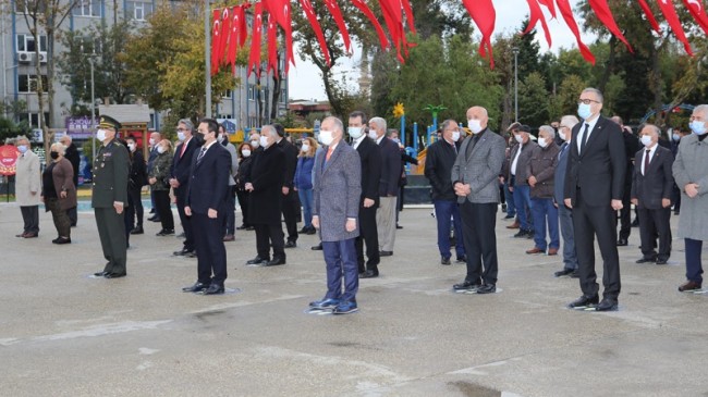 Atatürk, Bayrampaşa’da törenle anıldı