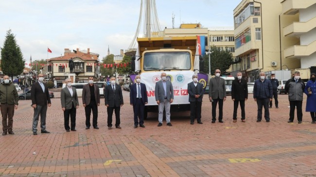 Tavşanlı’dan İzmir’e yardım tırı