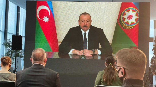 KGK heyeti Aliyev’in 4 saat süren basın toplantısındaydı