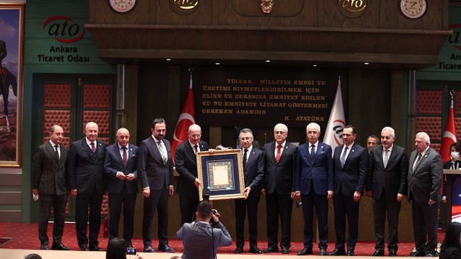 CUMHURBAŞKANI YARDIMCISI FUAT OKTAY, ATO MECLİS TOPLANTISI’NA KATILDI