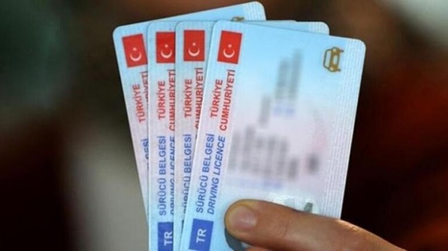 Ehliyet ve kimliklerde yeni dönem! Belli oldu, tamamen değişiyor artık…