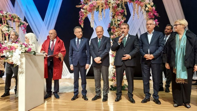Arslan ve Özdel ailelerinin mutlu günü