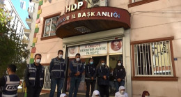 Evlat nöbetindeki aileler: “Evlatlarımızın kaçırılmasının tek sorumlusu HDP’dir”