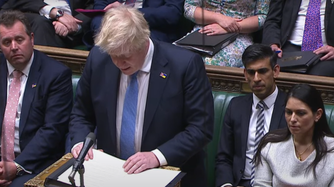İngiltere’de hükümet krizi: Başbakan Boris Johnson kendi kabinesinin “istifa et” baskısı altında