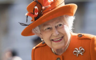 İngiltere İkinci Kraliçe Elizabeth’in torunu kasiyerlik yapmaya başladı