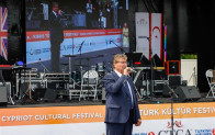 Londra’da düzenlenen “6. Kıbrıs Türk Kültür Festivali’de Başbakan Ünal Üstel’de katılımcılara seslendi